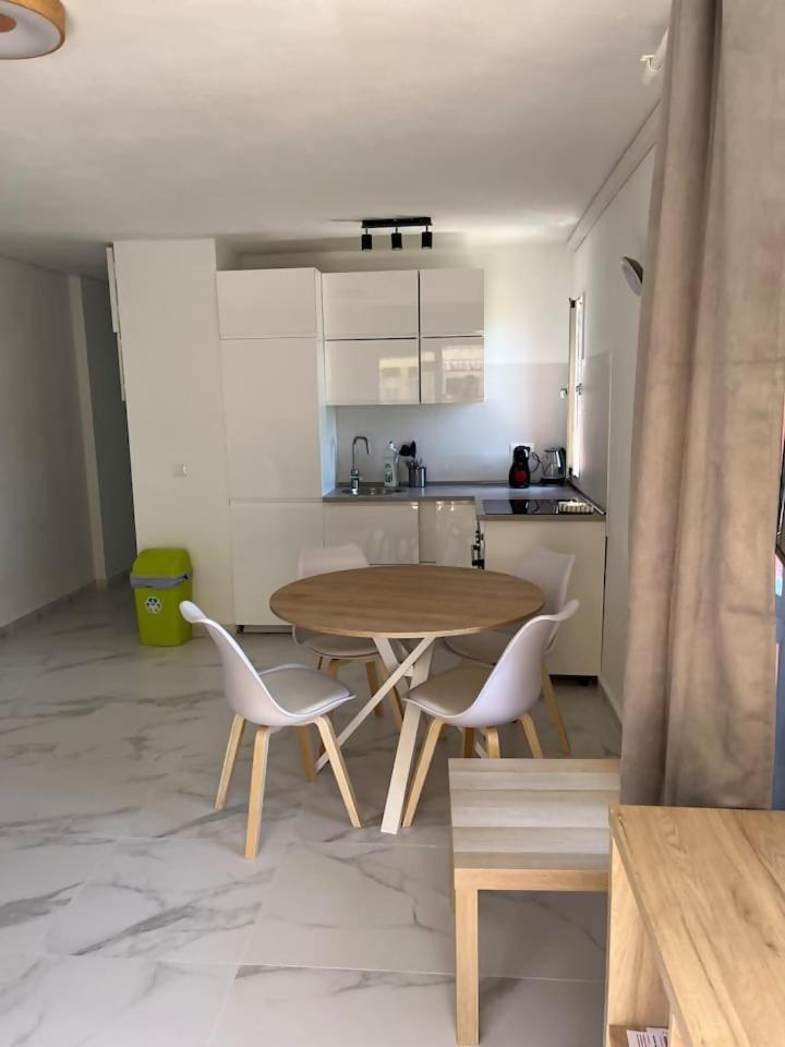 Apartment Vith Amazing View In Minerva Беналмадена Екстериор снимка